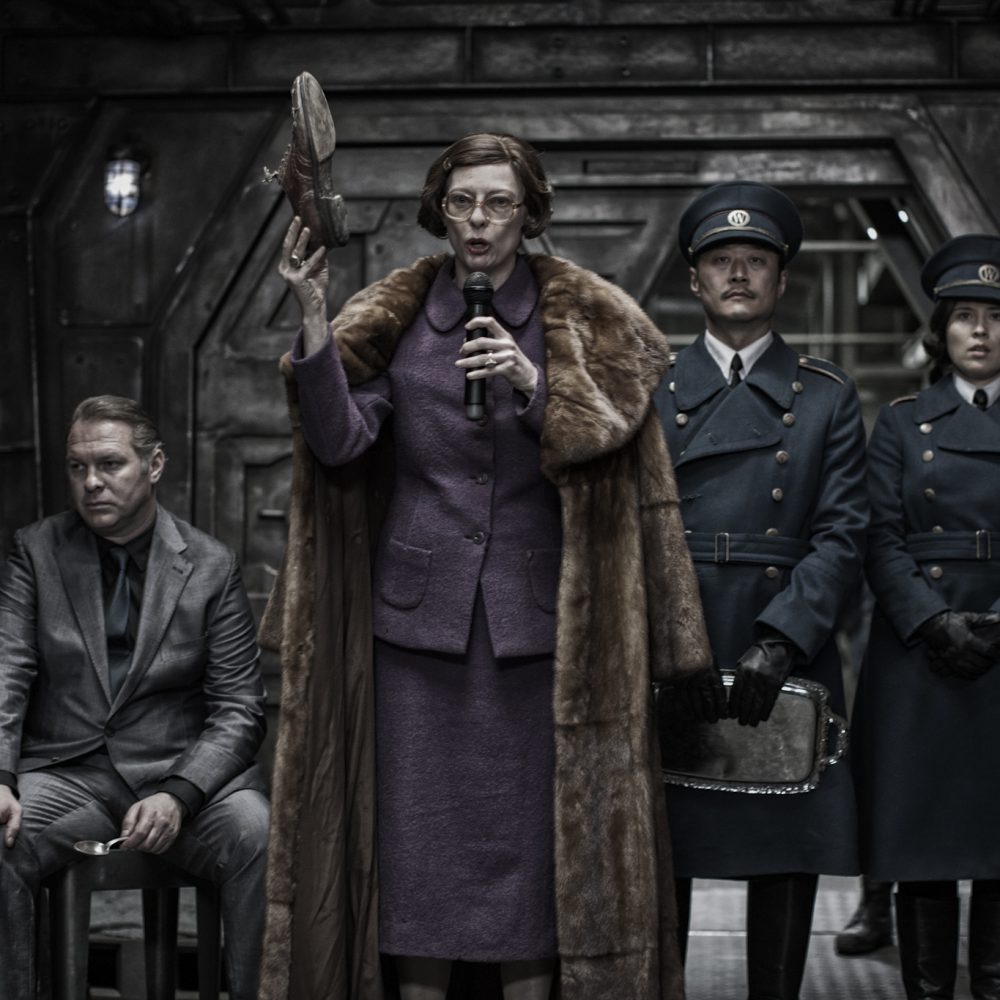 Сквозь снег. Snowpiercer сериал. Мистер Уилфорд. Сквозь снег фильм 2013. Фильм сквозь снег 2.